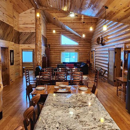 Beargrass Lodging & Rv Resort Hungry Horse ภายนอก รูปภาพ