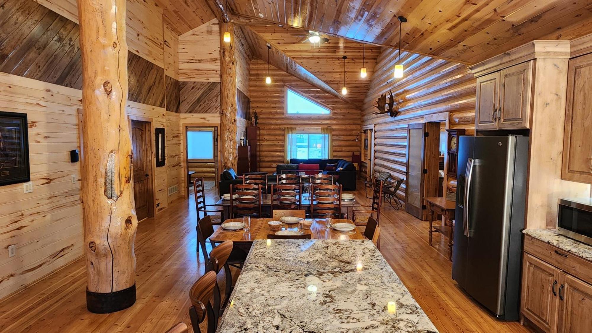 Beargrass Lodging & Rv Resort Hungry Horse ภายนอก รูปภาพ