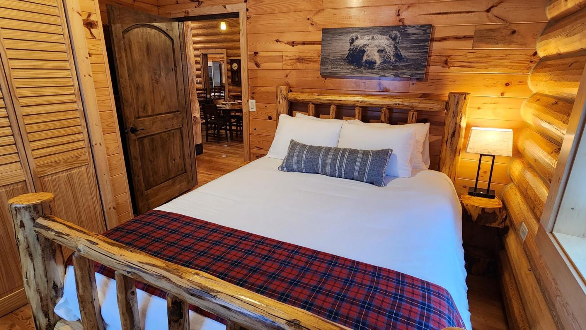 Beargrass Lodging & Rv Resort Hungry Horse ภายนอก รูปภาพ