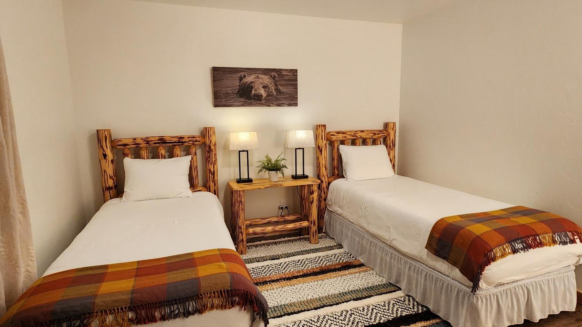 Beargrass Lodging & Rv Resort Hungry Horse ภายนอก รูปภาพ