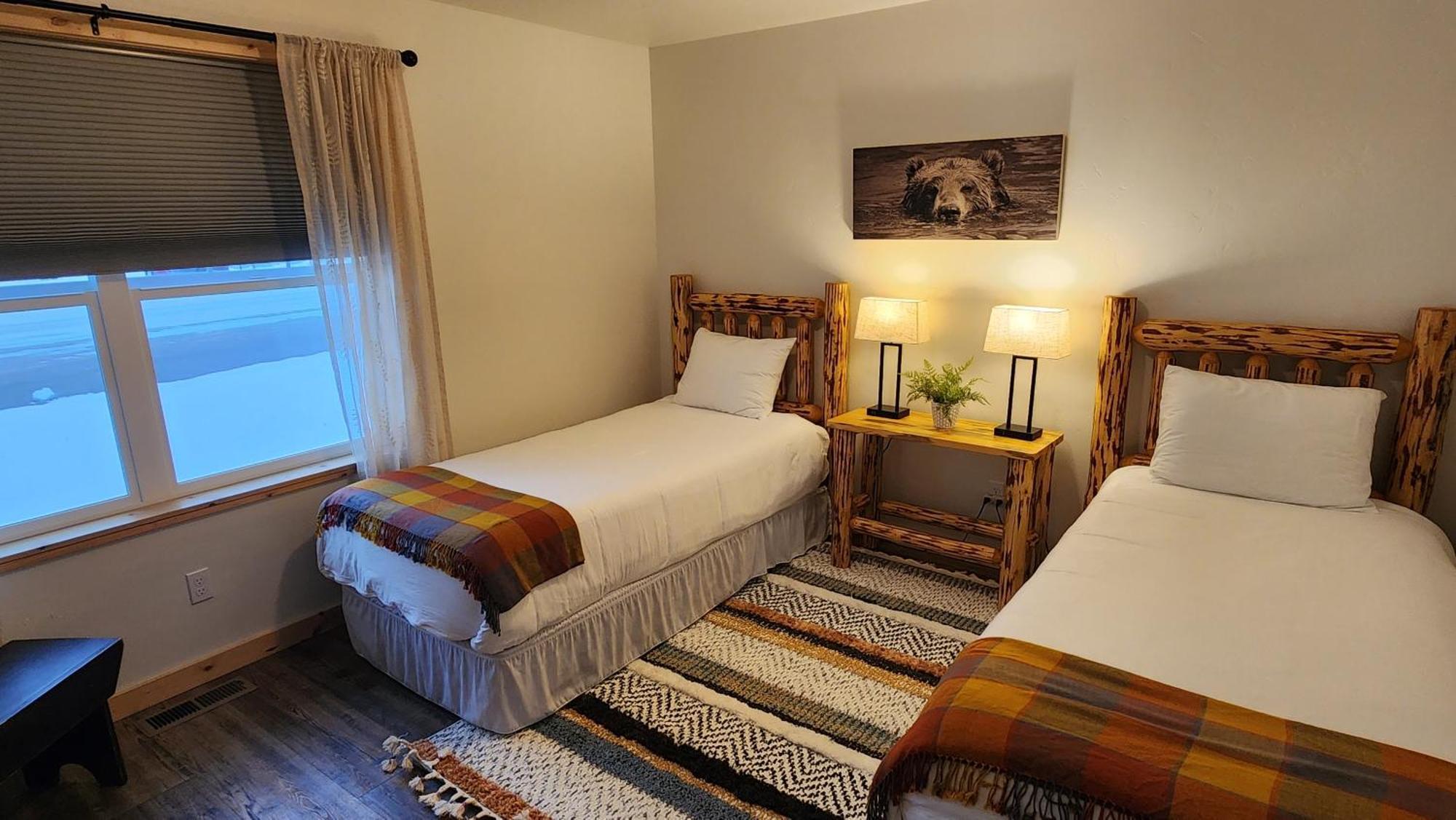 Beargrass Lodging & Rv Resort Hungry Horse ภายนอก รูปภาพ