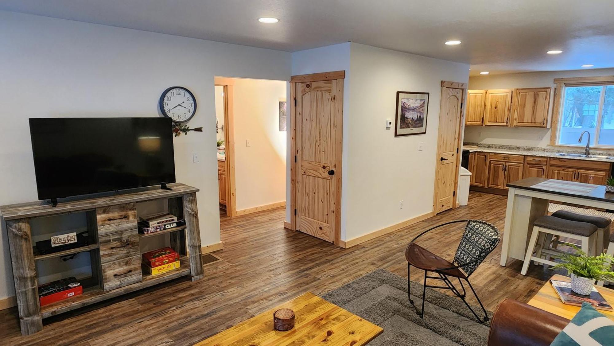Beargrass Lodging & Rv Resort Hungry Horse ภายนอก รูปภาพ